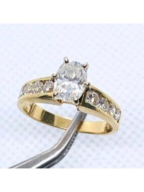 14K Yellow Gold Oval Cut Natural Diamond Size 5.75